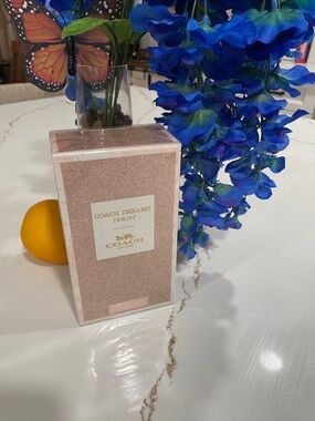 Coach Dreams Sunset Eau de Parfum – 90ml / 3.0 fl oz (New in Box) Sealed.